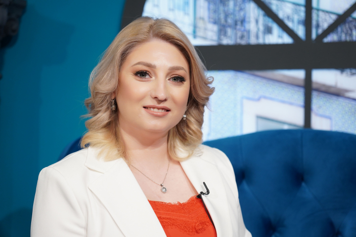 In ultima perioada, investitiile in Dubai au devenit un subiect tot mai discutat! Angela Bulmaga te invata cum sa te dezvolti in acest domeniu - VIDEO In ultima perioada, investitiile in Dubai au devenit un subiect tot mai discutat! Angela Bulmaga te invata cum sa te dezvolti in acest domeniu - VIDEO