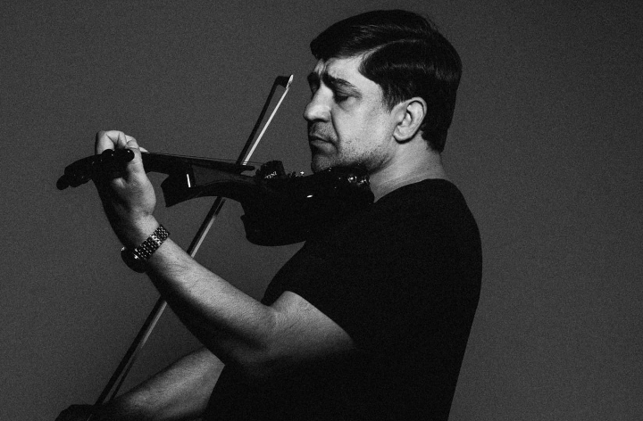 Corneliu Botgros – descusut de secrete! Afla ce nu ii place la o femeie, ce ar face cu un milion de euro, dar si care este cea mai ciudata cicatrice - VIDEO Corneliu Botgros – descusut de secrete! Afla ce nu ii place la o femeie, ce ar face cu un milion de euro, dar si care este cea mai ciudata cicatrice - VIDEO