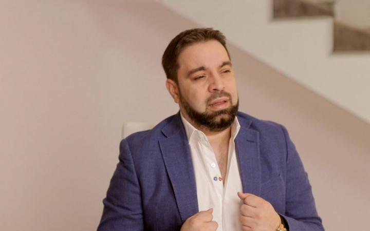 Florin Salam, plasat sub control judiciar 60 de zile pentru savarsirea a 3 infractiuni. Prima reactie a manelistului Florin Salam, plasat sub control judiciar 60 de zile pentru savarsirea a 3 infractiuni. Prima reactie a manelistului