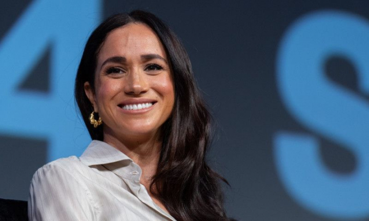 Kate Middleton, in mijlocul controverselor, Meghan Markle, revenire in forta pe Instagram. Sotia lui Harry si-a lansat un brand
Kate Middleton, in mijlocul controverselor, Meghan Markle, revenire in forta pe Instagram. Sotia lui Harry si-a lansat un brand