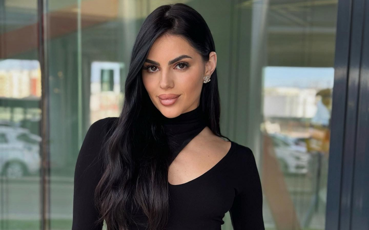 E sezonul despărțirilor în showbiz! Diana Brescan nu se mai mărită: „Dacă ar fi să întorc timpul înapoi...” - FOTO/VIDEO E sezonul despărțirilor în showbiz! Diana Brescan nu se mai mărită: „Dacă ar fi să întorc timpul înapoi...” - FOTO/VIDEO