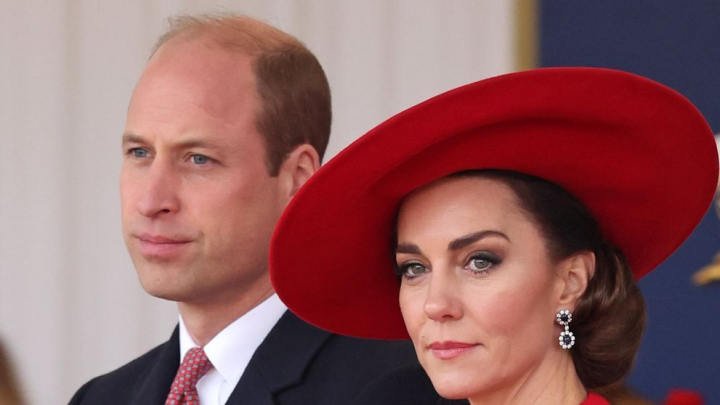 Milioane de euro din moșteniri și venituri proprii! Averea uriașă pe care o avea Kate Middleton înainte să devină soția Prințului William Milioane de euro din moșteniri și venituri proprii! Averea uriașă pe care o avea Kate Middleton înainte să devină soția Prințului William