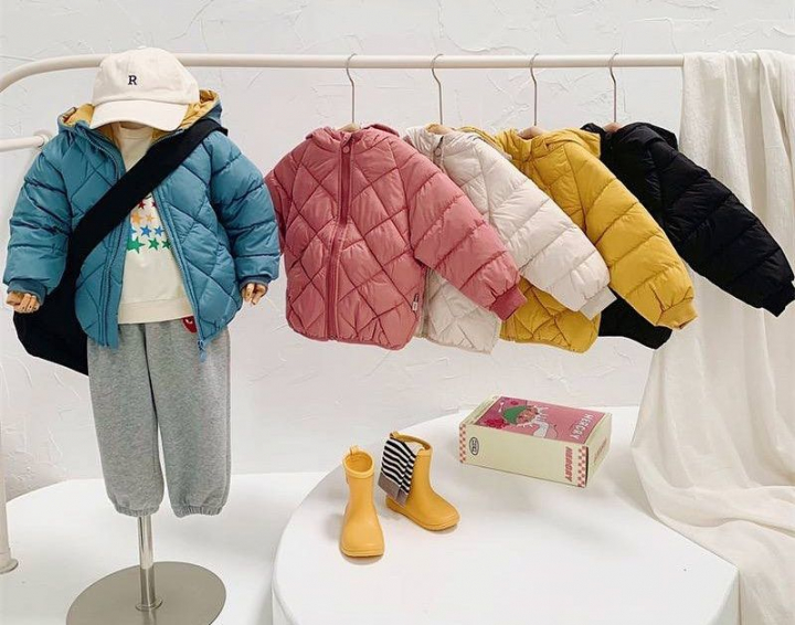 Cel mai nou magazin cu haine pentru copii din Chișinău! Cum a avut loc marea deschidere - VIDEO Cel mai nou magazin cu haine pentru copii din Chișinău! Cum a avut loc marea deschidere - VIDEO