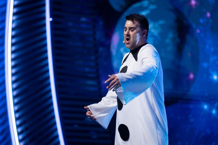 A riscat, dar Andra l-a felicitat pentru talentul său! Petru Ciobanu a cântat o arie din opera Pagliacci pe scena de la Românii au talent: „Genul nu este unul ușor de abordat pentru nimeni!”
A riscat, dar Andra l-a felicitat pentru talentul său! Petru Ciobanu a cântat o arie din opera Pagliacci pe scena de la Românii au talent: „Genul nu este unul ușor de abordat pentru nimeni!”