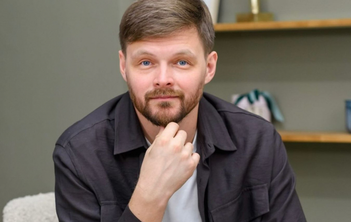 Unul dintre cei mai cunoscuți psihologi din Belarus a venit la Chișinău! Evghenii Isacenko organizează un eveniment pentru părinţi, profesori şi copii - VIDEO Unul dintre cei mai cunoscuți psihologi din Belarus a venit la Chișinău! Evghenii Isacenko organizează un eveniment pentru părinţi, profesori şi copii - VIDEO