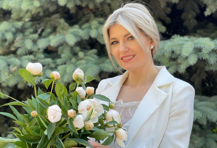 Așa arată o masă de Paști, în stilul Marianei Mihăilă: „Cel mai complicat a fost să alegem tacâmurile” - VIDEO Așa arată o masă de Paști, în stilul Marianei Mihăilă: „Cel mai complicat a fost să alegem tacâmurile” - VIDEO