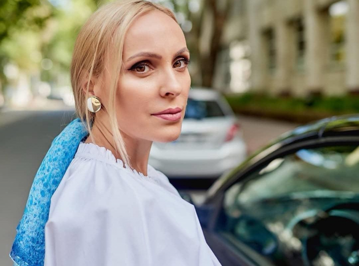 FASHION FRIDAY cu Xenia Bugneac: Atenție la felul cum te îmbraci de Paștele Blajinilor! Recomandări pentru crearea ținutelor cu stil - FOTO FASHION FRIDAY cu Xenia Bugneac: Atenție la felul cum te îmbraci de Paștele Blajinilor! Recomandări pentru crearea ținutelor cu stil - FOTO