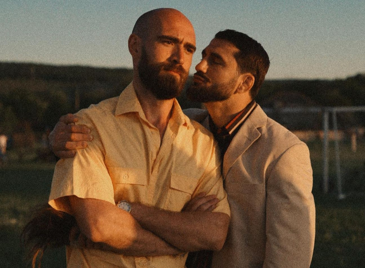 Milioane de vizualizări! Piesa „Dă-mă mamă după Iura”, lansată de Magnat și Feoctist este pe locul 1 în Top 100 Apple Music Moldova - VIDEO
Milioane de vizualizări! Piesa „Dă-mă mamă după Iura”, lansată de Magnat și Feoctist este pe locul 1 în Top 100 Apple Music Moldova - VIDEO