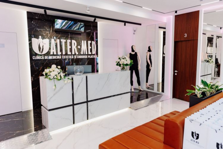 Program inedit „Anti-age”, lansat la Alter-Med! Despre ce este vorba îți explică medicul șef Veronica Vîzdoagă - VIDEO Program inedit „Anti-age”, lansat la Alter-Med! Despre ce este vorba îți explică medicul șef Veronica Vîzdoagă - VIDEO