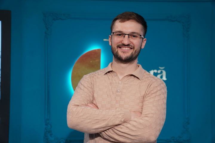 Totul despre inserarea implanturilor dentare! Care sunt beneficiile, dar și contraindicațiile îți explică chirurgul implantolog Vadim Lazari - VIDEO Totul despre inserarea implanturilor dentare! Care sunt beneficiile, dar și contraindicațiile îți explică chirurgul implantolog Vadim Lazari - VIDEO