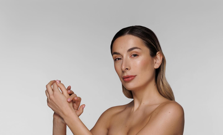 Transpiraţia excesivă poate fi tratată! Află de la dermatologul Victoria Gorbenco cum luptăm cu ea - VIDEO Transpiraţia excesivă poate fi tratată! Află de la dermatologul Victoria Gorbenco cum luptăm cu ea - VIDEO