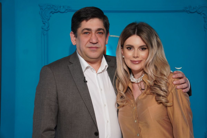 Corneliu Botgros radiază de fericire! Soția acestuia a adus pe lume o fetiță - FOTO Corneliu Botgros radiază de fericire! Soția acestuia a adus pe lume o fetiță - FOTO