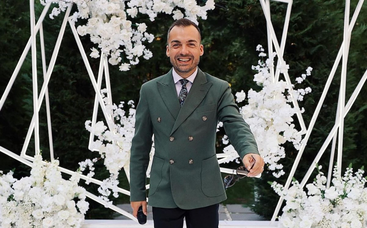 Gabi Marcu iubește din nou? Cine ar fi noua iubită cu care s-a afișat public - FOTO Gabi Marcu iubește din nou? Cine ar fi noua iubită cu care s-a afișat public - FOTO