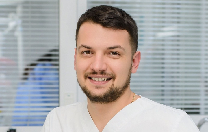 Cum a reușit stomatologul, Vadim Guțu, să aducă în țară cele mai noi tehnologii de tratament dentar - VIDEO Cum a reușit stomatologul, Vadim Guțu, să aducă în țară cele mai noi tehnologii de tratament dentar - VIDEO