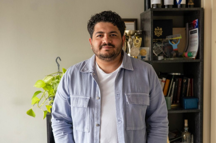 „Cultura, cât și sportul sunt cei mai buni ambasadori de apropiere”! Ce presupune turneul „Poduri de încredere” organizat de dirijorul Andriano Marian, dar și în ce localități vor cânta artiștii - VIDEO „Cultura, cât și sportul sunt cei mai buni ambasadori de apropiere”! Ce presupune turneul „Poduri de încredere” organizat de dirijorul Andriano Marian, dar și în ce localități vor cânta artiștii - VIDEO