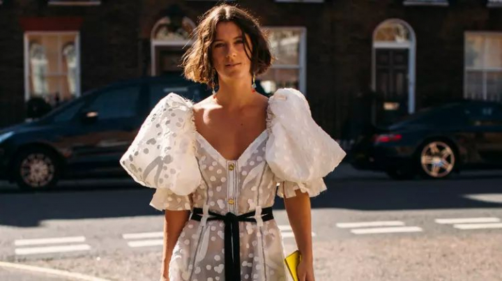 Piesele și accesoriile perfecte pentru nopțile de vară - GALERIE FOTO Piesele și accesoriile perfecte pentru nopțile de vară - GALERIE FOTO