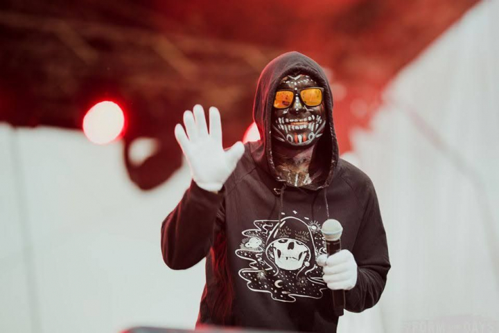 Revenire în forță! După mai bine de jumătate de an, Carla's Dreams a lansat hit-ul verii: „Știe să pună cele mai dureroase sentimente, în cele mai frumoase versuri” - VIDEO Revenire în forță! După mai bine de jumătate de an, Carla's Dreams a lansat hit-ul verii: „Știe să pună cele mai dureroase sentimente, în cele mai frumoase versuri” - VIDEO