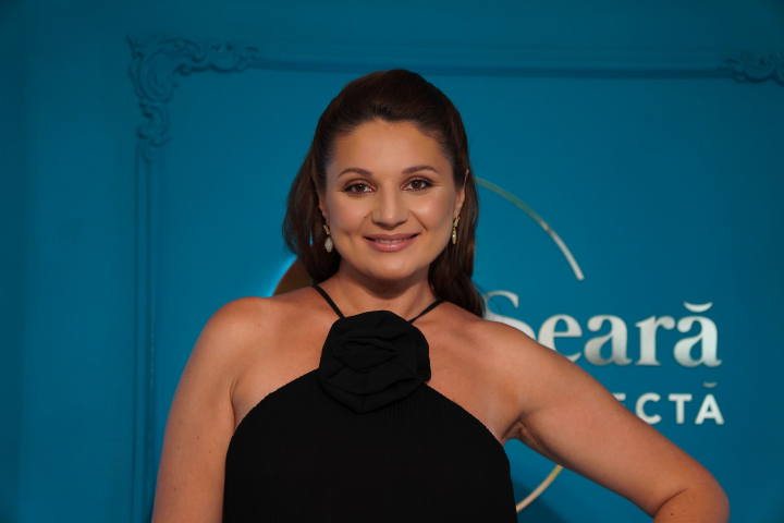 Cristy Rouge are mare încredere în bona fiicei ei: „O să mă ajute și cu micuța care vine. Ea este cu noi deja de...” - VIDEO Cristy Rouge are mare încredere în bona fiicei ei: „O să mă ajute și cu micuța care vine. Ea este cu noi deja de...” - VIDEO