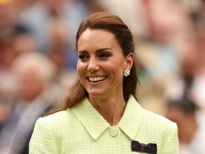 Ținutele de Wimbledon ale lui Kate Middleton de-a lungul anilor. Ce rol important ocupă prințesa de Wales în turneu - FOTO Ținutele de Wimbledon ale lui Kate Middleton de-a lungul anilor. Ce rol important ocupă prințesa de Wales în turneu - FOTO
