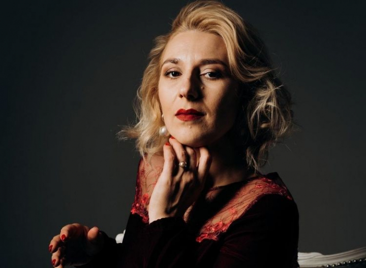 Fricile ne inhibă! Care sunt temerile Innei Colbasiuc, dar și cum a acceptat moartea bunicii: „Chiar dacă ea nu mai este prezentă fizic, ea este prezentă în mine” - FOTO/VIDEO Fricile ne inhibă! Care sunt temerile Innei Colbasiuc, dar și cum a acceptat moartea bunicii: „Chiar dacă ea nu mai este prezentă fizic, ea este prezentă în mine” - FOTO/VIDEO