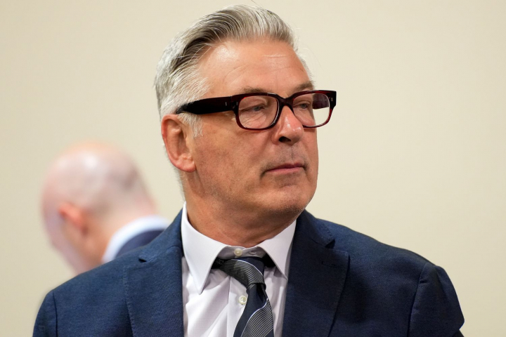 Procesul lui Alec Baldwin, acuzat de omor prin imprudență, a fost anulat. Care este motivul Procesul lui Alec Baldwin, acuzat de omor prin imprudență, a fost anulat. Care este motivul