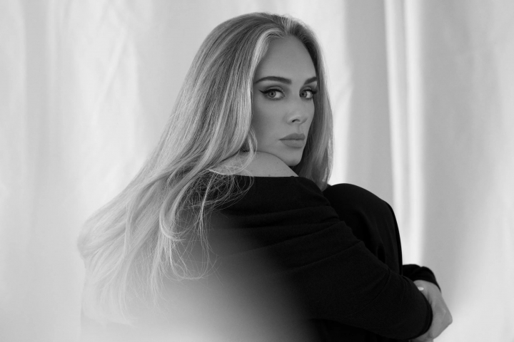 Adele anunță că va lua o „pauză mare” de la muzică: „Rezervorul meu este destul de gol în acest moment” Adele anunță că va lua o „pauză mare” de la muzică: „Rezervorul meu este destul de gol în acest moment”