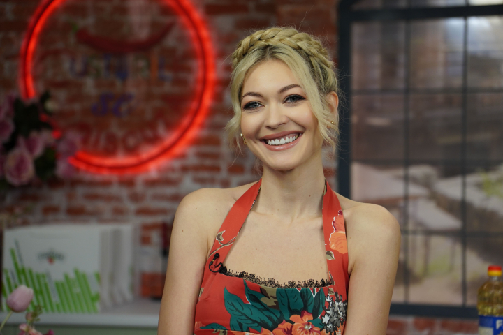 Gloria Gorceag este vegetariană! Care este motivul: „Era coșmarul mamei mele să mă hrănească” - VIDEO Gloria Gorceag este vegetariană! Care este motivul: „Era coșmarul mamei mele să mă hrănească” - VIDEO