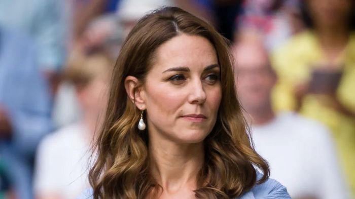 S-a decis cine este cea mai bine îmbrăcată persoană din Marea Britanie. Este un membru al familiei regale, dar nu este Kate Middleton
S-a decis cine este cea mai bine îmbrăcată persoană din Marea Britanie. Este un membru al familiei regale, dar nu este Kate Middleton