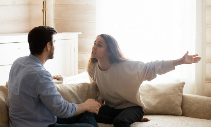 Greșeala pe care o fac multe cupluri atunci când se ceartă. Un terapeut a dezvăluit totul
Greșeala pe care o fac multe cupluri atunci când se ceartă. Un terapeut a dezvăluit totul