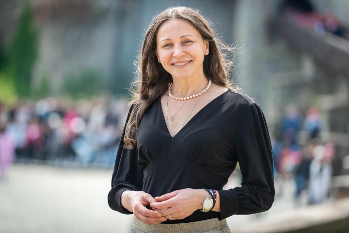 Cum ajungem dependenți de zahăr? Doctorul Lavinia Bratu: „Ne dăm seama că ne lipsește ceva în viața atunci când dulciurile au rol de cel mai bun prieten” - VIDEO Cum ajungem dependenți de zahăr? Doctorul Lavinia Bratu: „Ne dăm seama că ne lipsește ceva în viața atunci când dulciurile au rol de cel mai bun prieten” - VIDEO