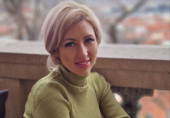 Pe lângă portofel, dependența de cumpărături mai afectează și starea emoțională. Inga Platon, psihoterapeut: „Recunoașterea și gestionarea dependenței de cumpărături este un proces complex” - FOTO Pe lângă portofel, dependența de cumpărături mai afectează și starea emoțională. Inga Platon, psihoterapeut: „Recunoașterea și gestionarea dependenței de cumpărături este un proces complex” - FOTO
