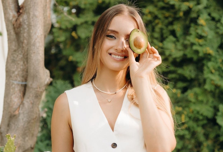 De la foame constantă, la soluții eficiente! Nutriționista Carolina Costin te ajută să-ți gestionezi pofta de mâncare De la foame constantă, la soluții eficiente! Nutriționista Carolina Costin te ajută să-ți gestionezi pofta de mâncare