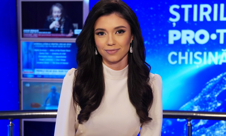 A spus „DA”! Prezentatoarea știrilor PRO TV, Diana Ambros, a fost cerută în căsătorie. Totul s-a întâmplat în Grecia - FOTO/VIDEO A spus „DA”! Prezentatoarea știrilor PRO TV, Diana Ambros, a fost cerută în căsătorie. Totul s-a întâmplat în Grecia - FOTO/VIDEO