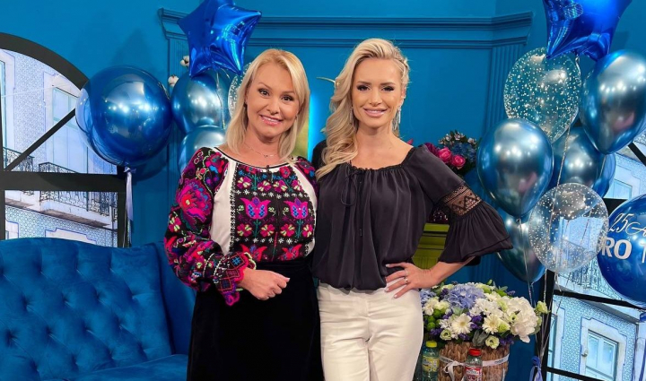 Lorena Bogza - descusută de secrete! Ce alege prezentatoarea Pro TV între familie și carieră: „Dacă aveam 20 de ani era să aleg altceva, dar acum...” - VIDEO Lorena Bogza - descusută de secrete! Ce alege prezentatoarea Pro TV între familie și carieră: „Dacă aveam 20 de ani era să aleg altceva, dar acum...” - VIDEO