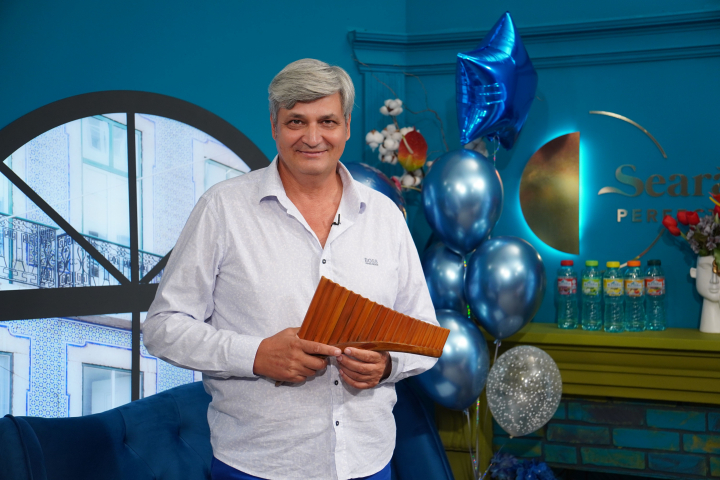 Constantin Moscovici - copleșit de emoții! Fiul cel mic va cânta în premieră la concertul organizat chiar de el. Ce alte surprize pregătește naistul - VIDEO Constantin Moscovici - copleșit de emoții! Fiul cel mic va cânta în premieră la concertul organizat chiar de el. Ce alte surprize pregătește naistul - VIDEO