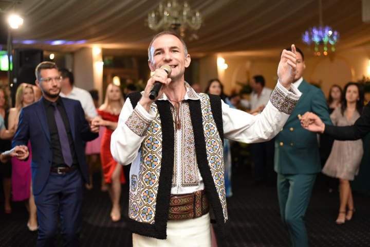 Ion Paladi a primit titlu de „Cetățean de Onoare” al unei comune din județul Iași: „Sunt emoționat și fericit” - FOTO Ion Paladi a primit titlu de „Cetățean de Onoare” al unei comune din județul Iași: „Sunt emoționat și fericit” - FOTO