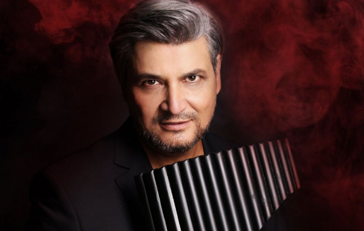 Deși concertul lui Constantin Moscovici a fost amânat din cauza ploii, maestrul a găsit o soluție: „Grija mea pentru concert este una specială...” - VIDEO Deși concertul lui Constantin Moscovici a fost amânat din cauza ploii, maestrul a găsit o soluție: „Grija mea pentru concert este una specială...” - VIDEO