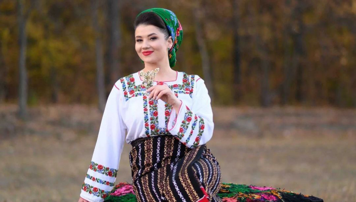 De la rochie de mireasă neagră, la dansurile până la 9 dimineața! Tatiana Jacot, despre cele mai memorabile nunți la care a cântat - VIDEO De la rochie de mireasă neagră, la dansurile până la 9 dimineața! Tatiana Jacot, despre cele mai memorabile nunți la care a cântat - VIDEO