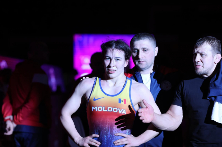 Irina Rîngaci a cucerit medalia de aur și bronz la Spartachiada Asociației Sindicatelor Libere! A fost singura femeie care a participat la proba de ridicare a greutăților mici