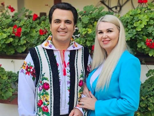 Igor Cuciuc, despre relația cu soția sa, Diana: „Orice bărbat de succes are în spate o femeie puternică” - VIDEO Igor Cuciuc, despre relația cu soția sa, Diana: „Orice bărbat de succes are în spate o femeie puternică” - VIDEO