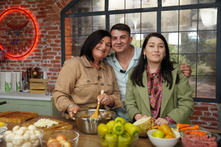 Trei invitați se vor duela în bucătăria gusturilor! Cine se va alege cu tigaia, Ion Juglea sau Tamara Vârlan și Victoria Roșca - VIDEO