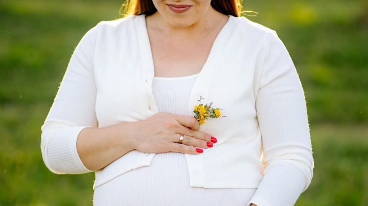 A venit barza! Una dintre cele mai cunoscute interprete de la noi a devenit mamă pentru a treia oară - FOTO/VIDEO
A venit barza! Una dintre cele mai cunoscute interprete de la noi a devenit mamă pentru a treia oară - FOTO/VIDEO