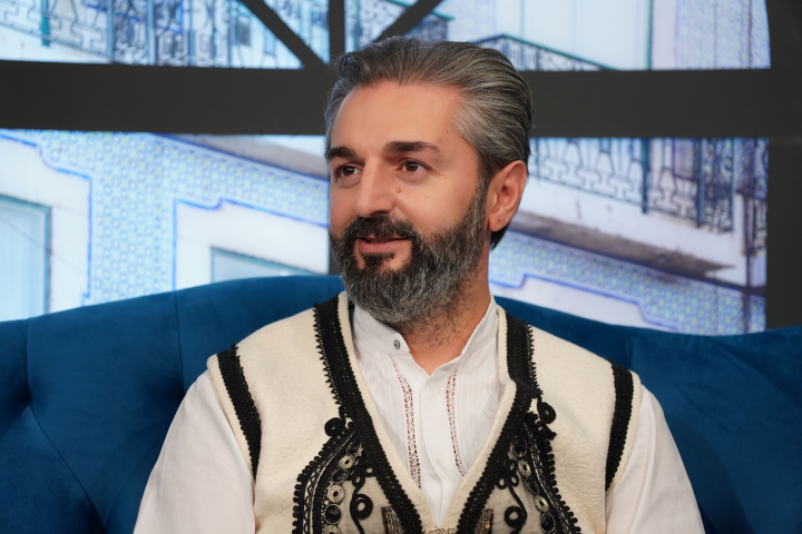 A reușit să slăbească 10 kilograme, deși poate mânca chiar și câteva deserturi pe zi. Care este secretul lui Adrian Ursu - VIDEO