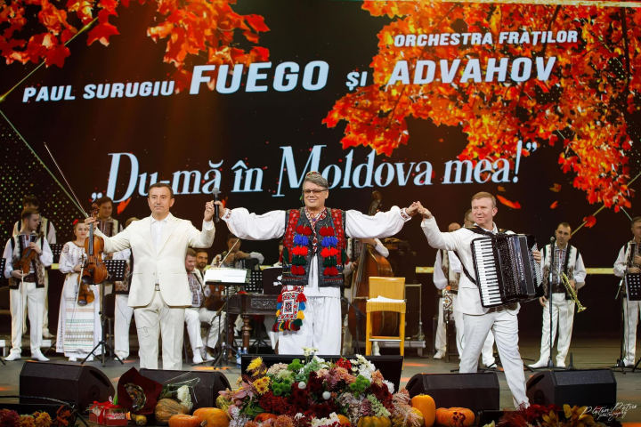 Explozie de energie, culoare şi muzică! Fuego a revenit la Chișinău cu un concert de zile mari. Cine au fost invitații speciali ai serii, dar și cum a fost atmosfera - VIDEO