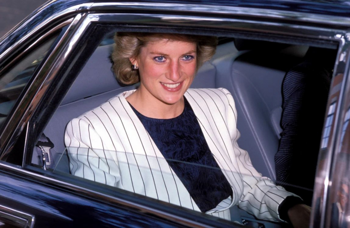 Fostul șofer al Prințesei Diana: „Dacă la Paris conduceam eu, nu murea, ar fi fost și acum printre noi” Fostul șofer al Prințesei Diana: „Dacă la Paris conduceam eu, nu murea, ar fi fost și acum printre noi”