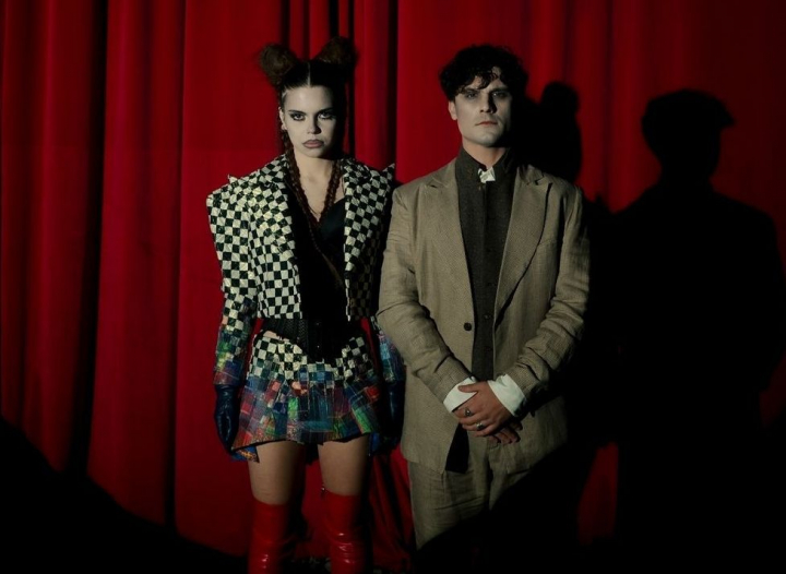 Mark Stam și Alessiah au lansat remake-ul celebrei piese „De ce plâng chitarele”. Reacția fanilor: „Cea mai bună variantă a acestui cântec” - VIDEO
Mark Stam și Alessiah au lansat remake-ul celebrei piese „De ce plâng chitarele”. Reacția fanilor: „Cea mai bună variantă a acestui cântec” - VIDEO