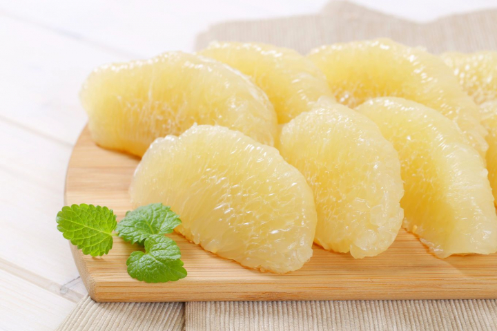 Beneficiile consumului de pomelo, un fruct exotic plin de sănătate
Beneficiile consumului de pomelo, un fruct exotic plin de sănătate