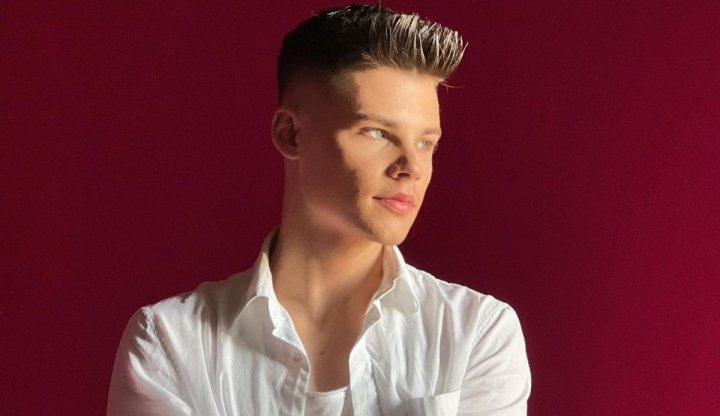 Nu-și mai ascunde iubita! Justin Bieber de Moldova, îmbrățișări tandre cu o brunetă focoasă - VIDEO Nu-și mai ascunde iubita! Justin Bieber de Moldova, îmbrățișări tandre cu o brunetă focoasă - VIDEO