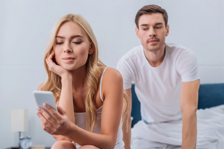 Ce se va întâmpla dacă află că l-ai înșelat, în funcție de zodia lui
 
