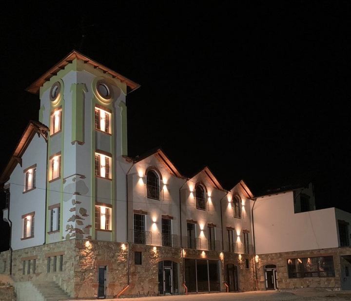 Un complex modern cu o gamă largă de servicii, la un pas de Chișinău - VIDEO